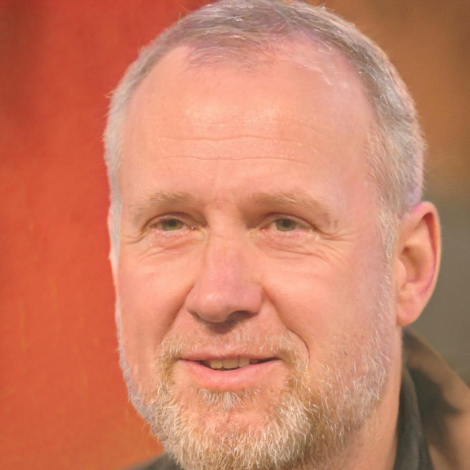 Dr. Marcus Hoffman, Finanzexperte